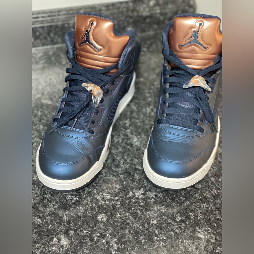 *****SOLD***** Air Jordan 5 Retro men’s size 13 basketball shoes metallic blue